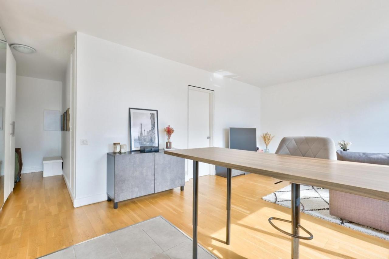 Apartment Bright For 4 - 20e Nation *